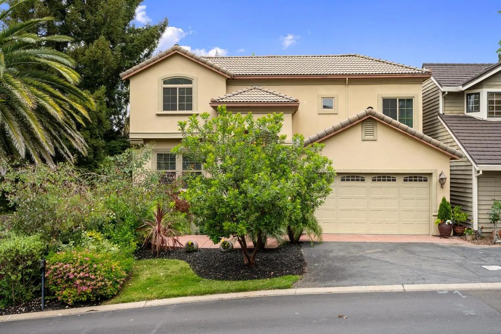 6401 Orange Hill Lane, Carmichael