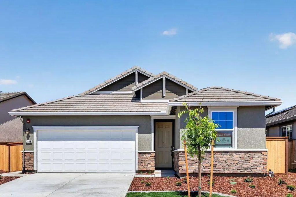 2038 Marlette Way, Lincoln