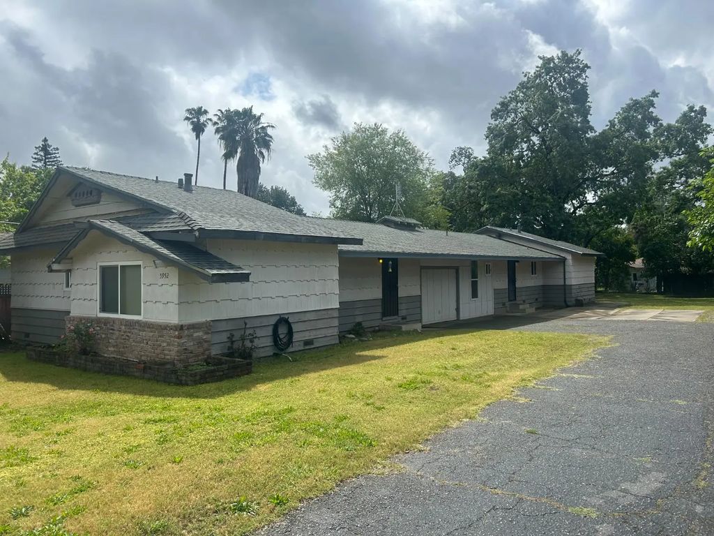 5952 Shirley, Carmichael