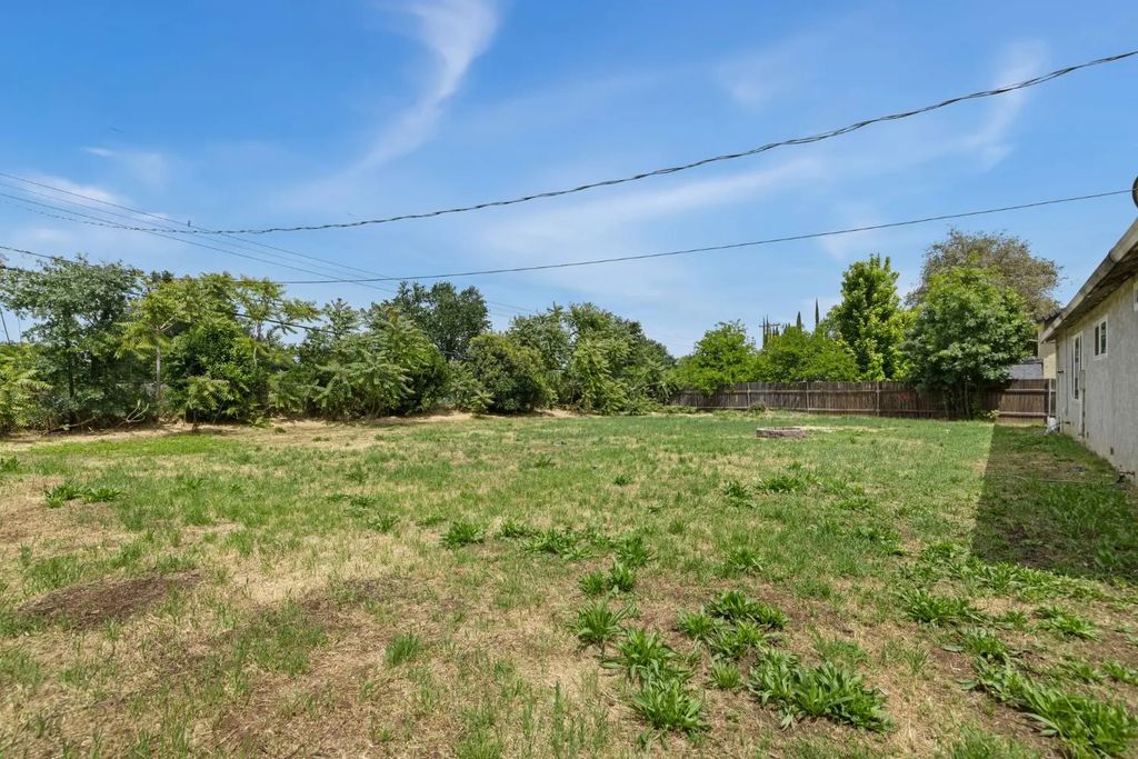 8717 Jonnie Way, Fair Oaks