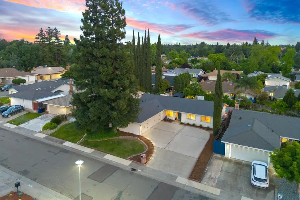 6755 Connemara Circle, Citrus Heights