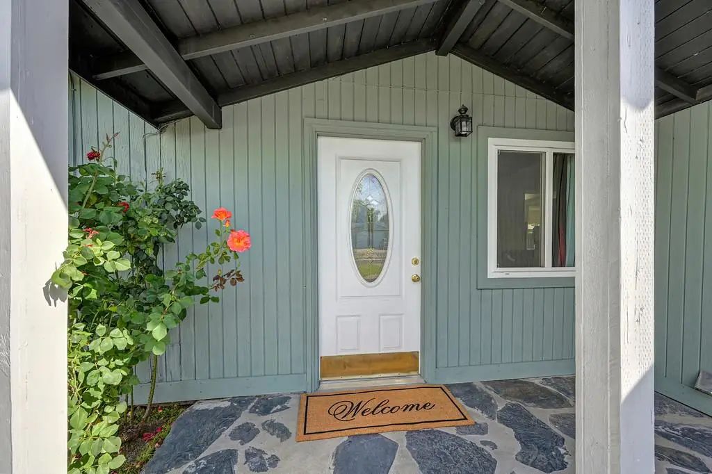 6201 Coyle Avenue, Carmichael