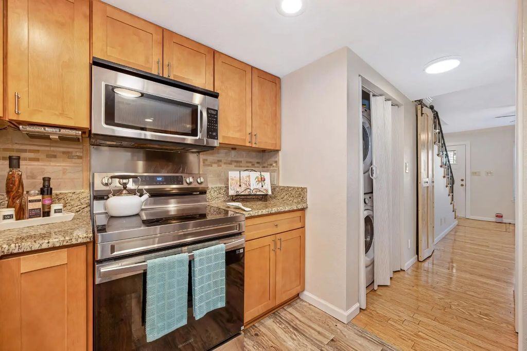 5931 Via Casitas, Carmichael