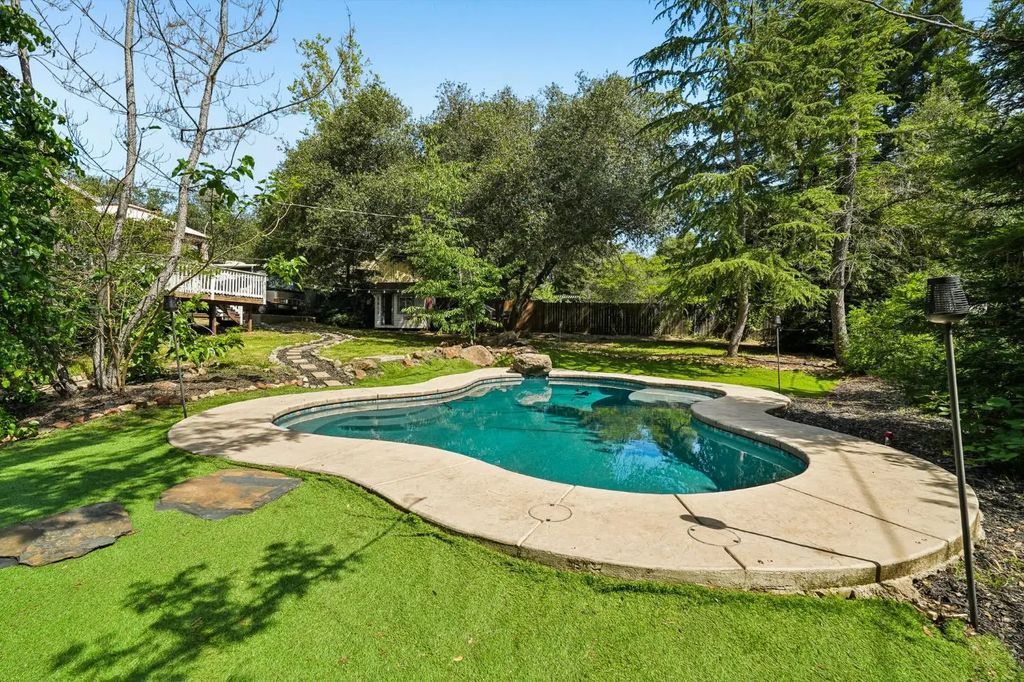 3611 Cambridge Road, Cameron Park