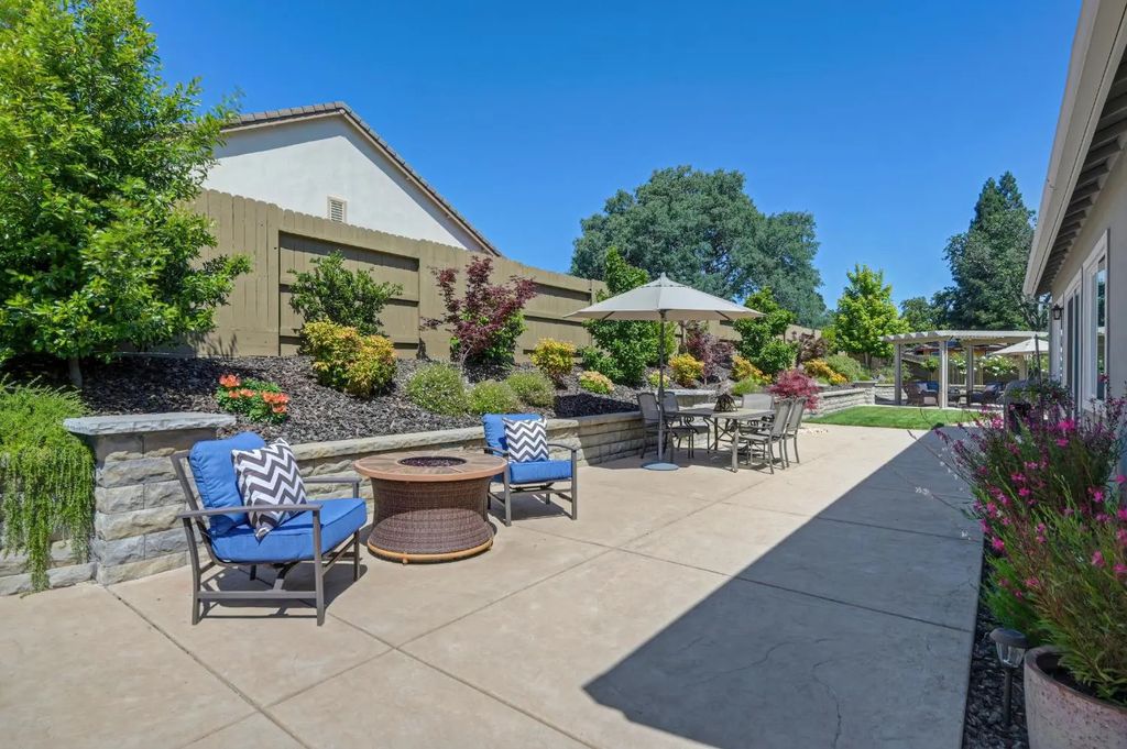5715 Bolwarra Court, Fair Oaks