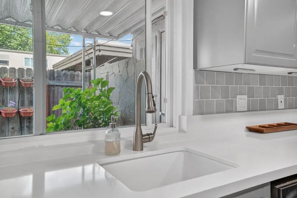 2374 Via Camino Avenue, Carmichael