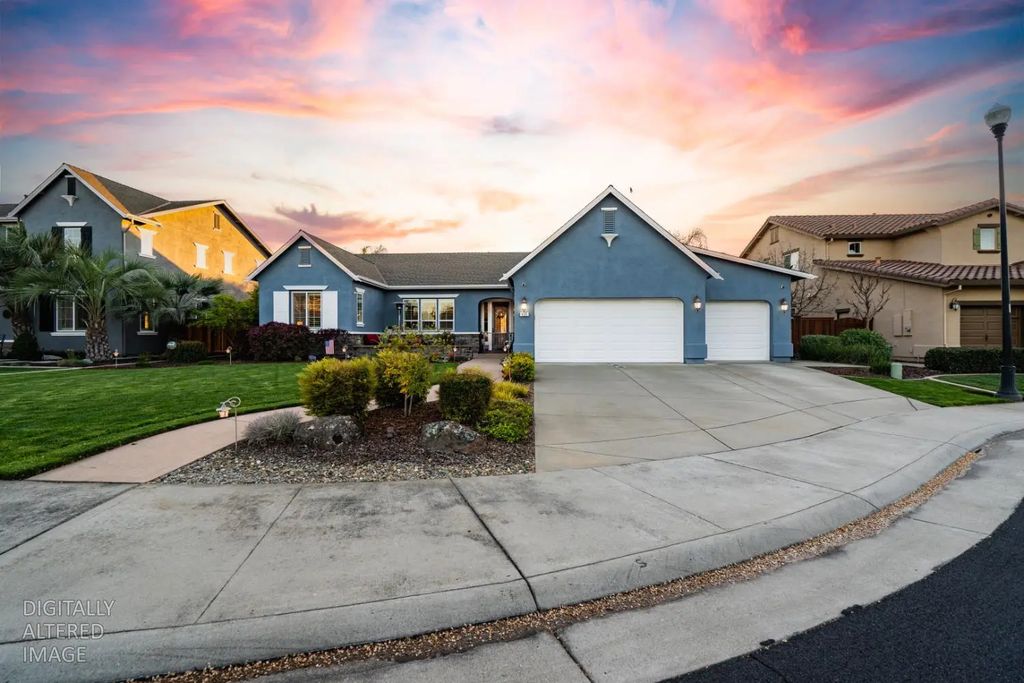 425 Rockcliff Court, Roseville