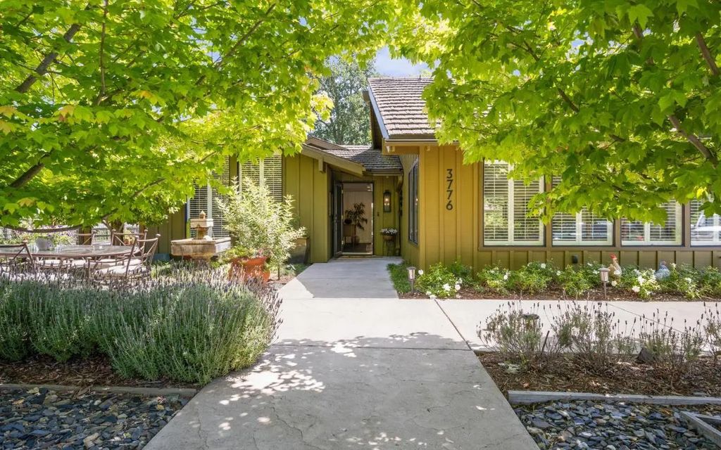 3776 Fair Hill Road, Fair Oaks