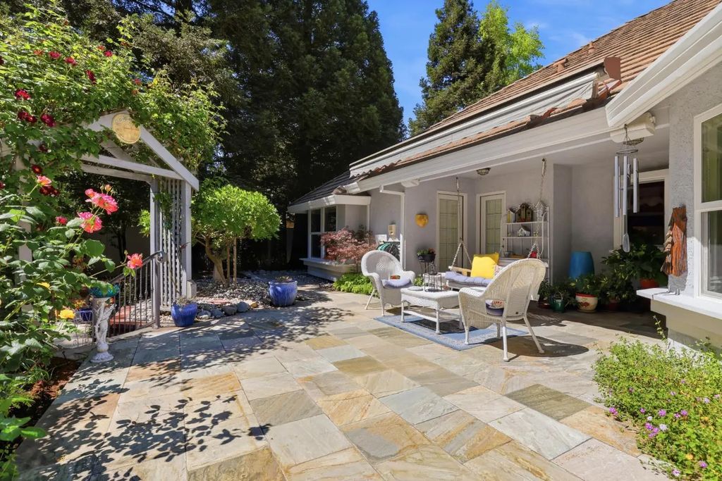 4339 Hale Ranch Lane, Fair Oaks