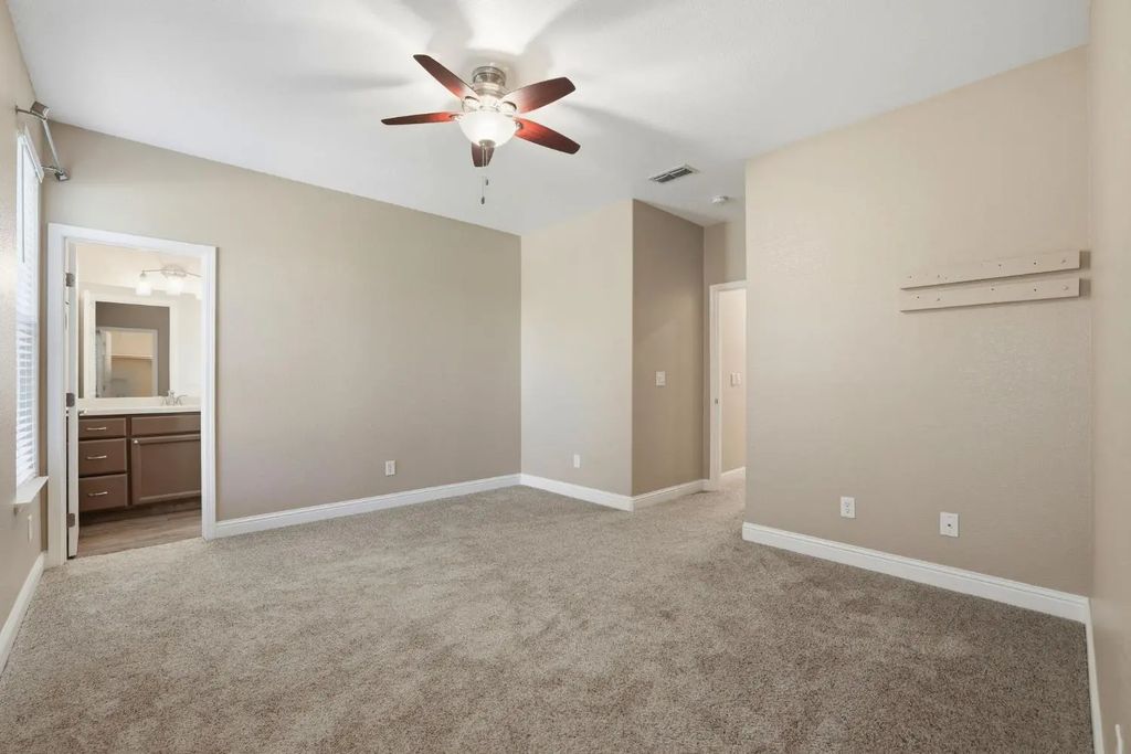 2120 Milan Way, Roseville