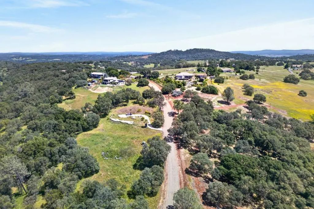 5922 Bridle Trail Lane, Pilot Hill