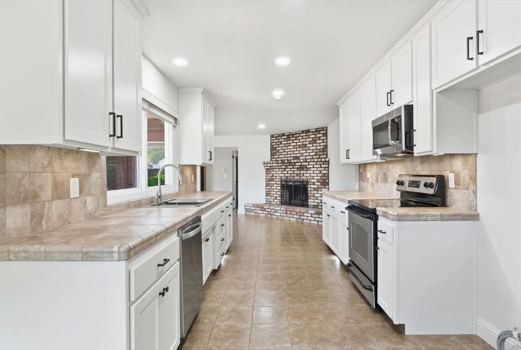 4625 5th Street, Rocklin