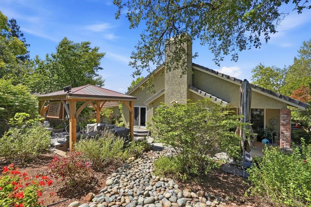 1475 Foxridge Circle, Auburn