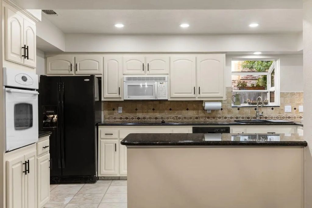 5706 Jeff Way, Carmichael