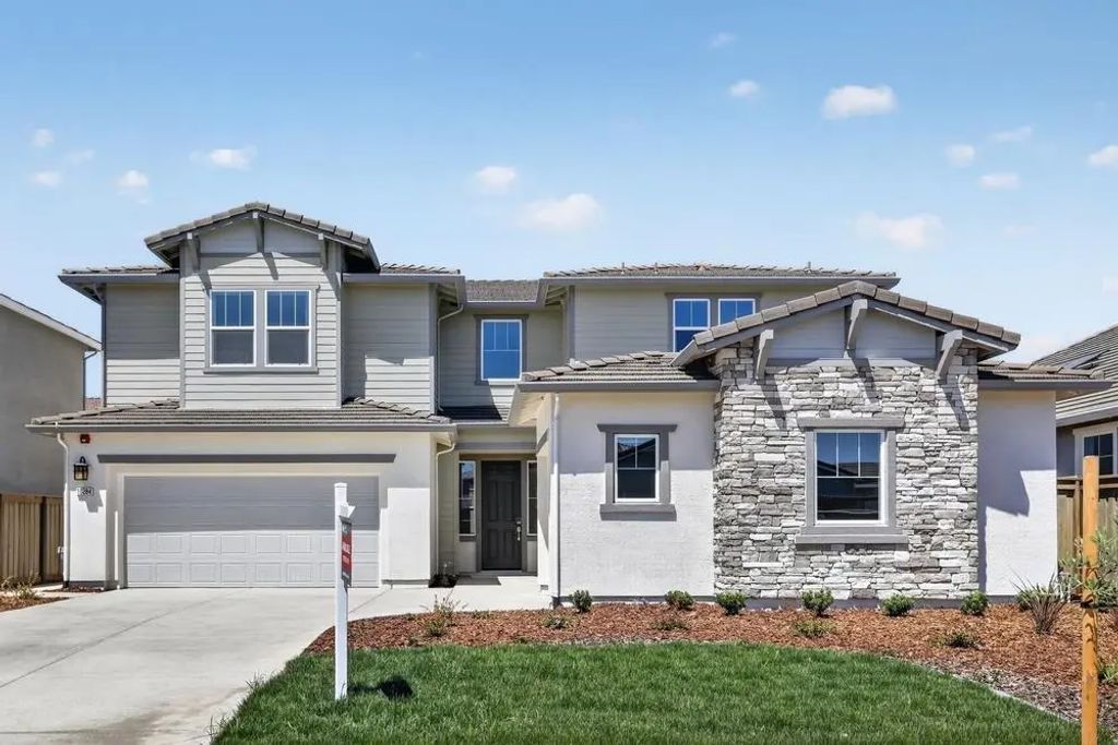 10284 Golden Sunray Drive, Elk Grove