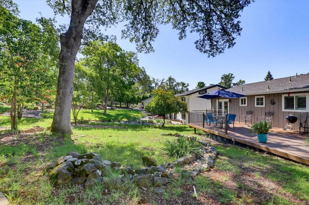 12316 Torrey Pines Drive, Auburn