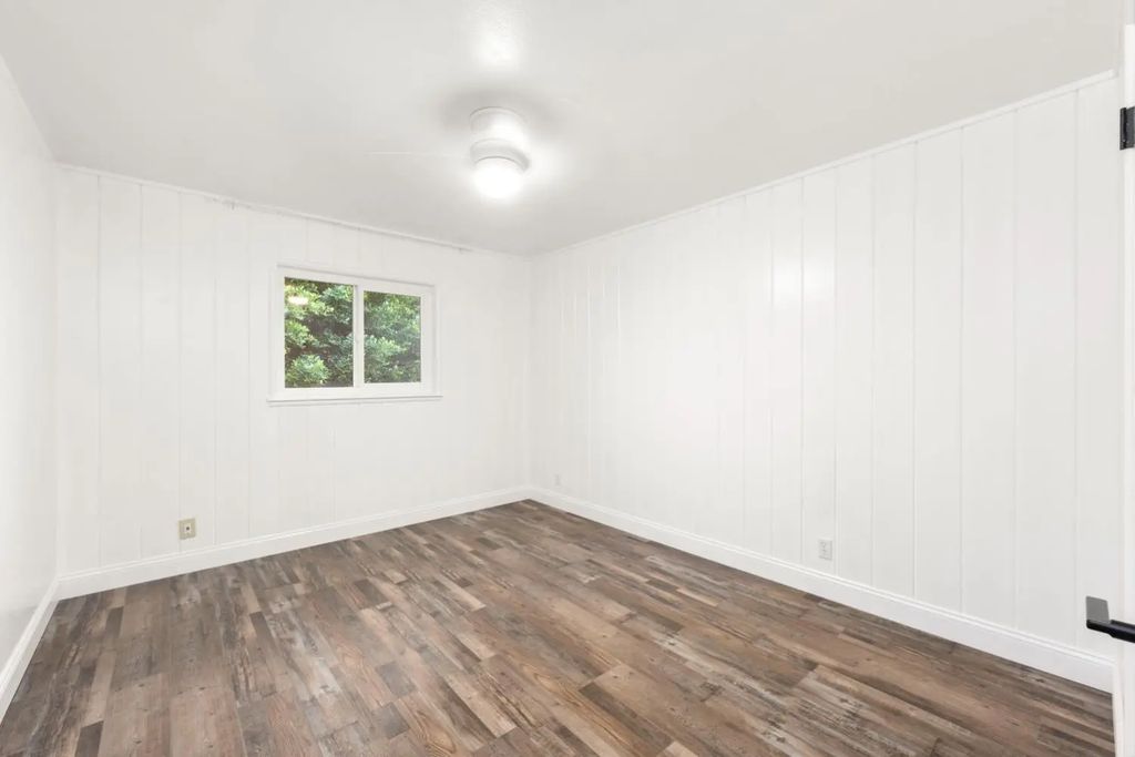 104 Columbia Avenue, Roseville