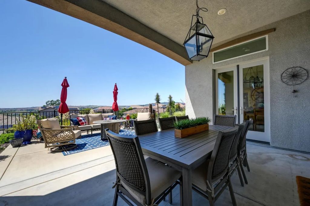 638 Valley Brook Court, El Dorado Hills
