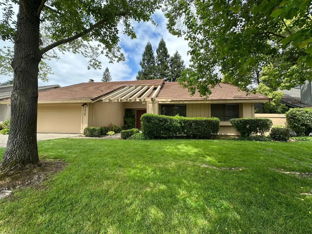 7929 Wildridge Drive, Fair Oaks