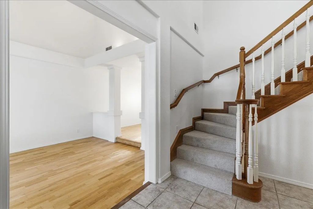 1102 Creek Ridge Court, Roseville