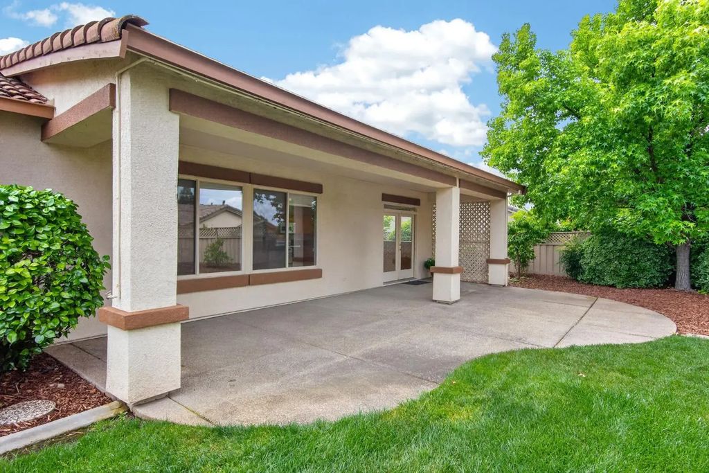 836 Magnolia Lane, Lincoln