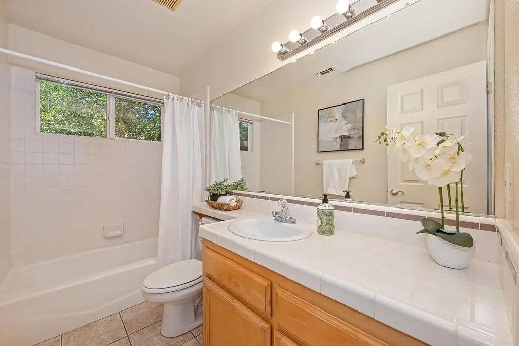 10767 Joeger Road, Auburn