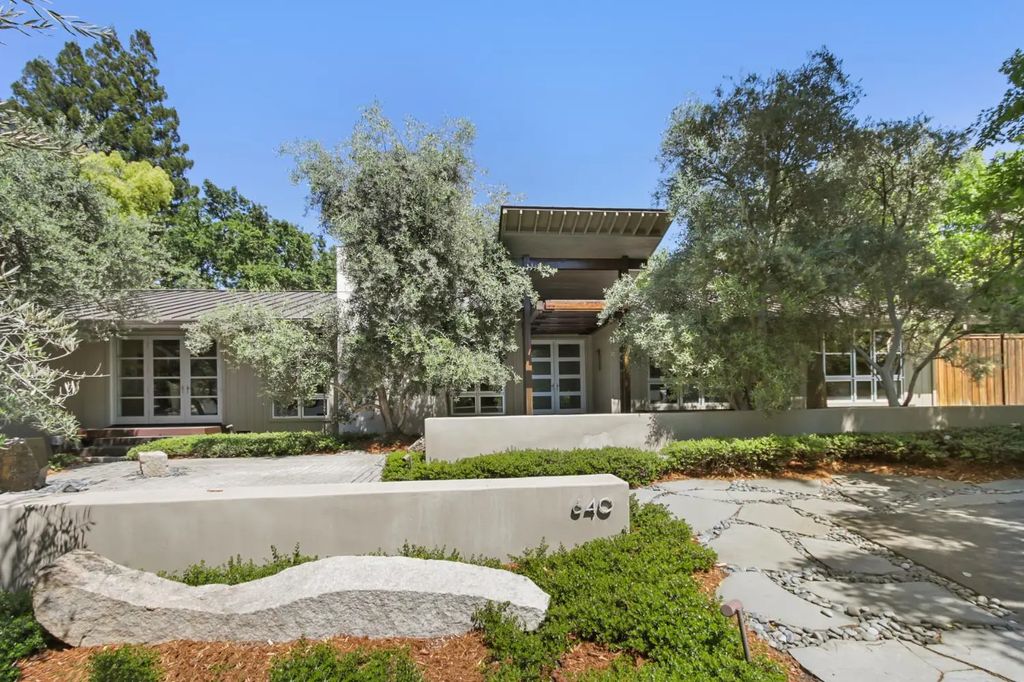 640 Lake Wilhaggin Drive, Sacramento