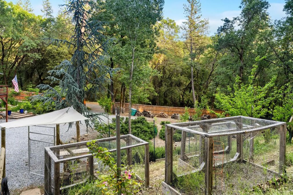 5086 Woodland Drive, Placerville