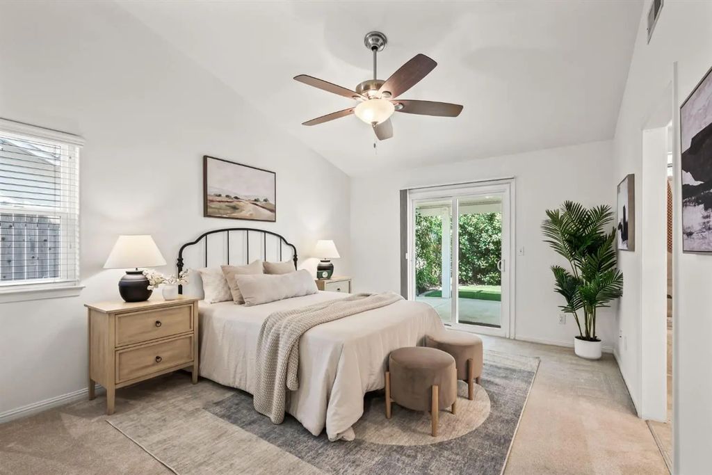 2240 Moraga Drive, Lincoln
