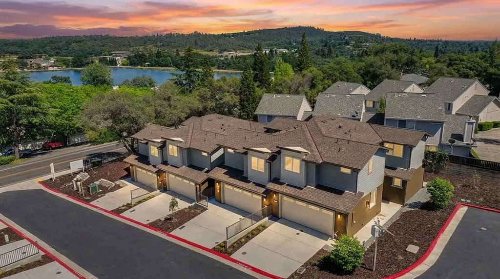 201 Lago Drive B5, Cameron Park