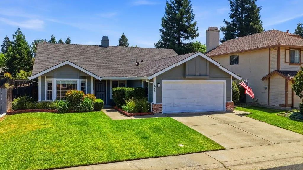 1646 Revere Drive, Roseville