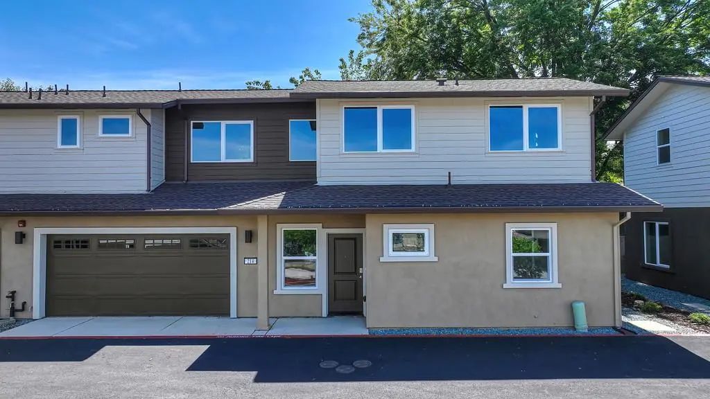 214 Lago Drive C10, Cameron Park