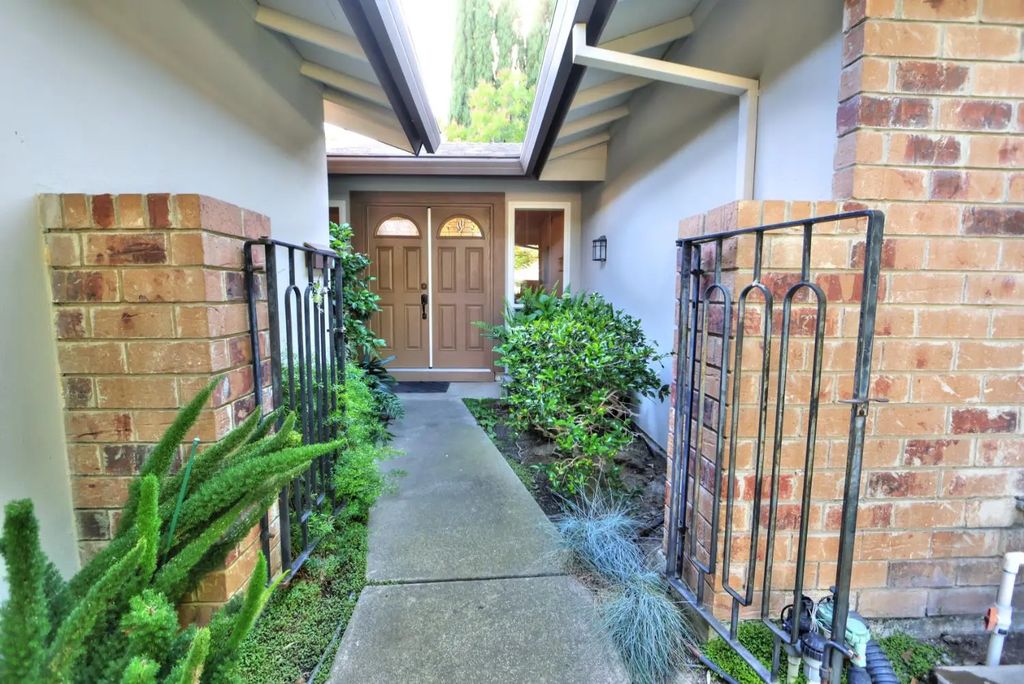 6716 Ellsworth Circle, Fair Oaks