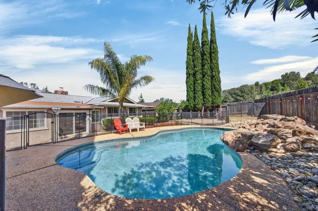 3561 Eagle View, Cameron Park