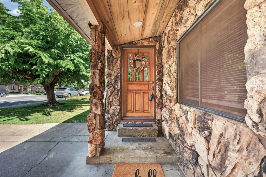 155 I Street, Lincoln