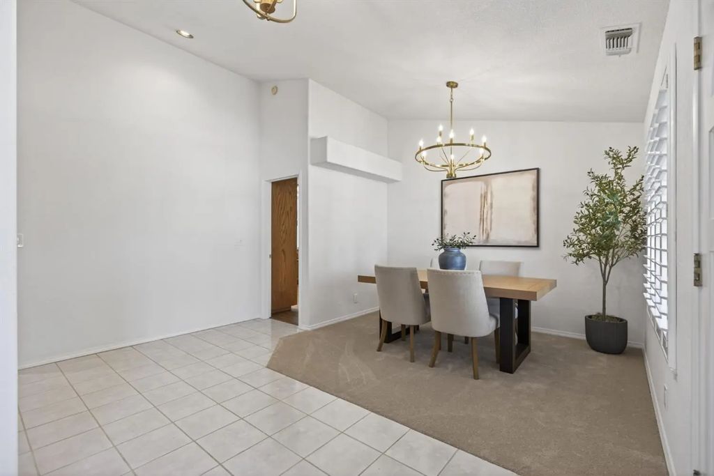 1582 Misty Wood Drive, Roseville