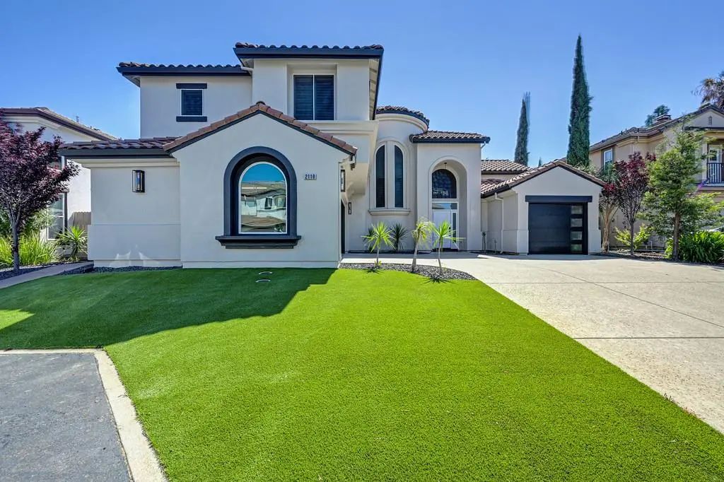 2110 Blackheath Lane, Roseville