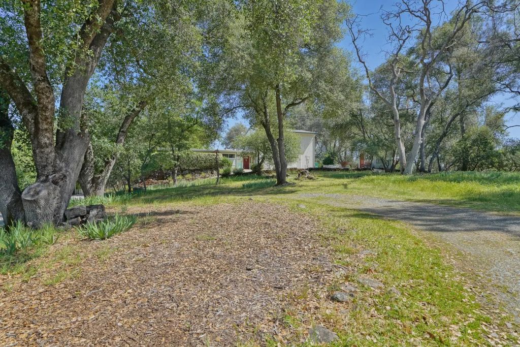 3340 La Vista Drive, Placerville