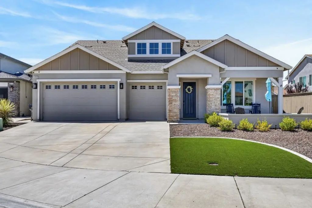408 Camas Court, Roseville
