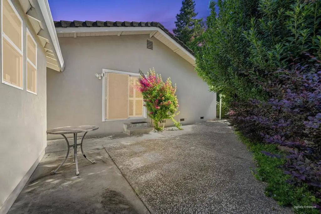 4955 Marlborough Way, Carmichael