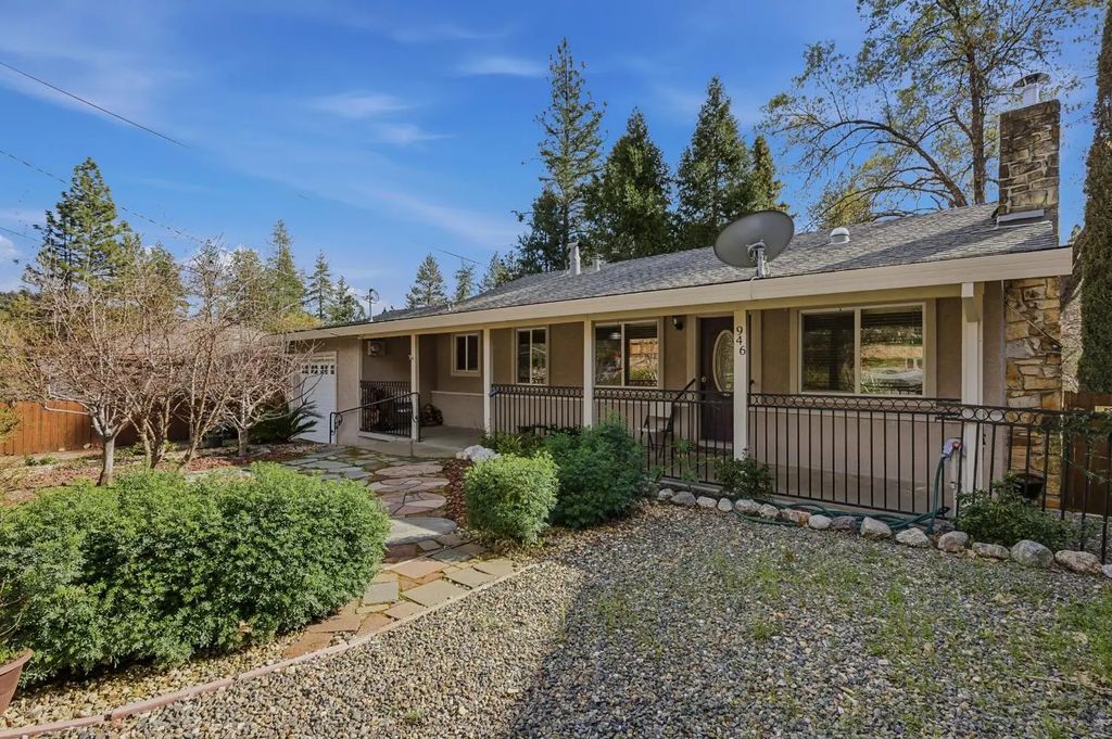 946 Bartlett Avenue, Placerville