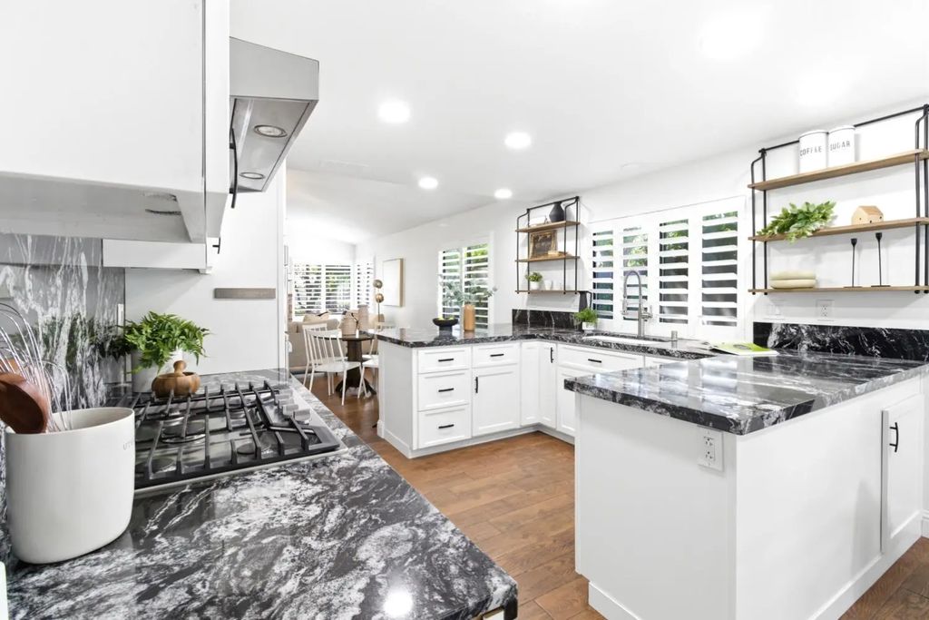 1615 Woodhill Drive, Roseville