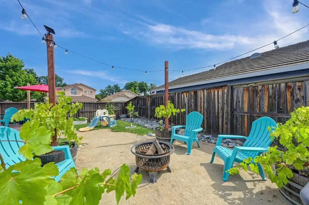 201 Stavros Court, Roseville