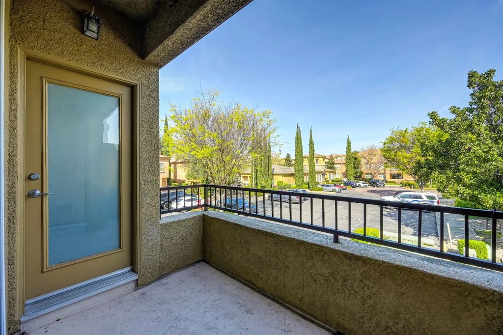 1900 Danbrook Drive 223, Sacramento