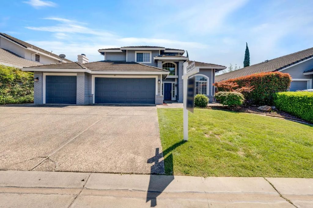 5504 Coronawood Lane, Carmichael