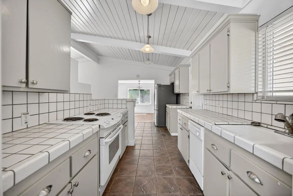 5012 Boyd Drive, Carmichael