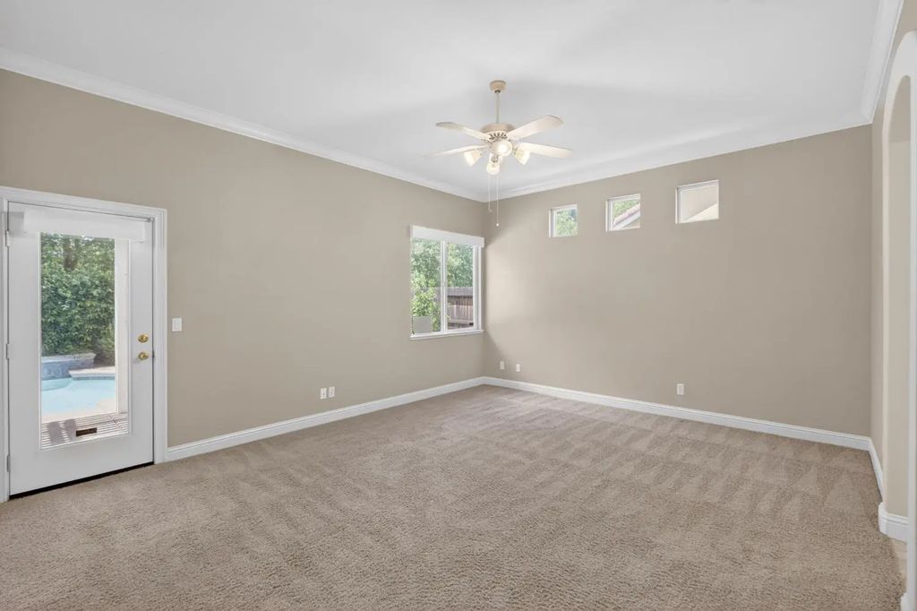 1968 Shropshire Street, Roseville