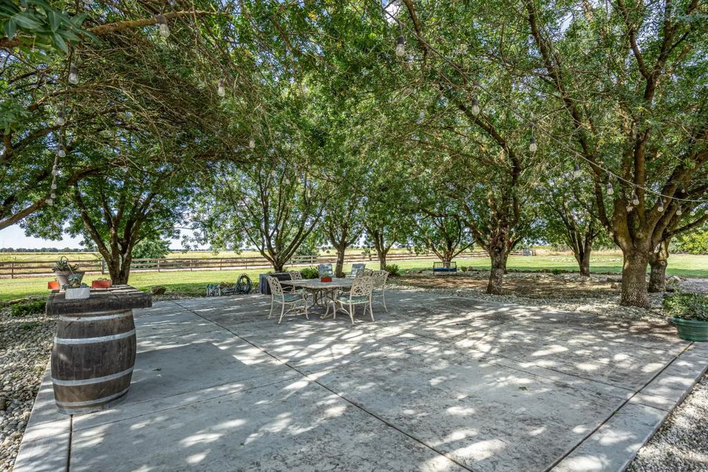 5660 William Lane, Lincoln