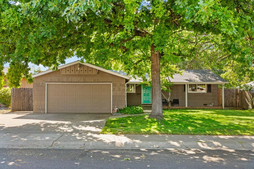 3219 Smathers Way, Carmichael