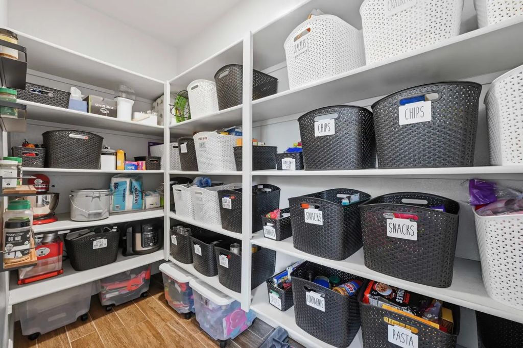 895 Calico Court, Rocklin
